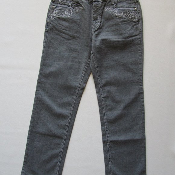 New Women’s COS Jeans Med Rise Gray Embroidered Flap Pockets Jeans size 10 - Picture 3 of 12